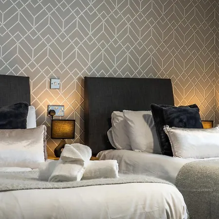 The Berry Boutique 3*