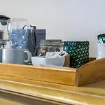 The Berry Boutique 3*
