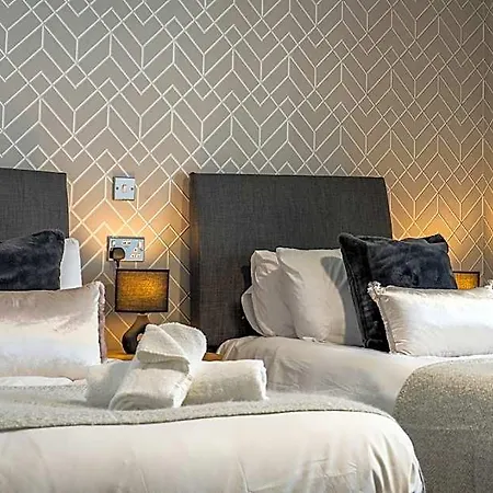 The Berry Boutique 3*