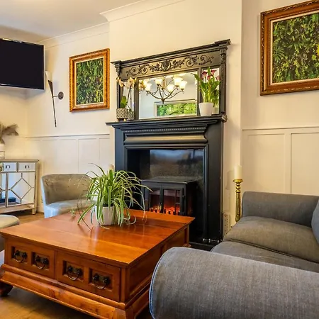 The Berry Boutique Hotel *