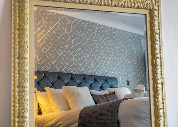 The Berry Boutique 3*