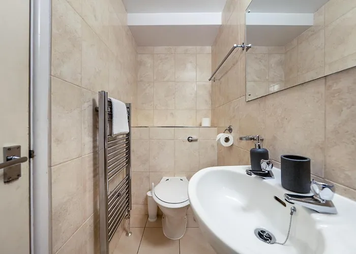 The Berry Boutique 3*